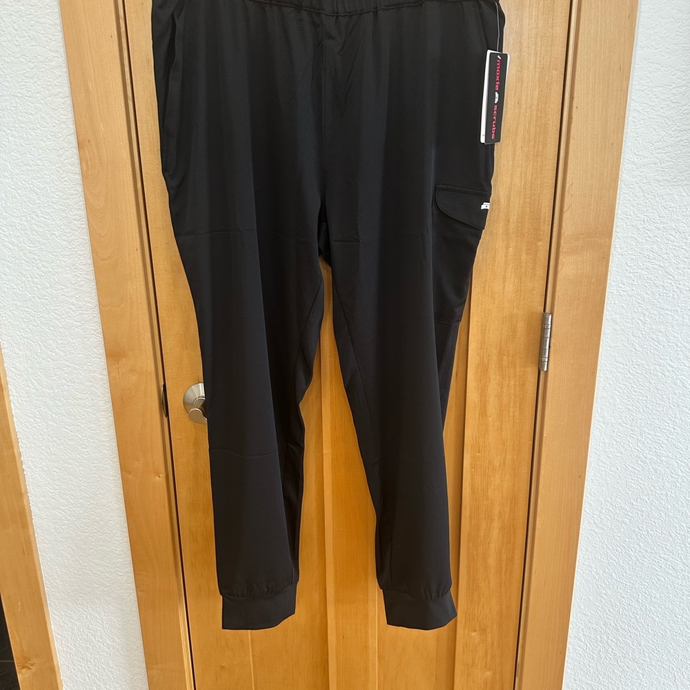 🩷Black🩷 Moxie Scrubs Joggers Size XL